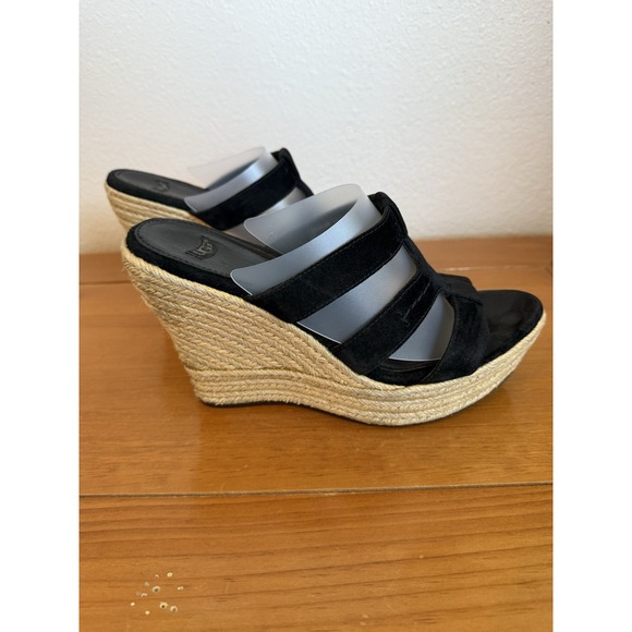 UGG "Tawnie" Black Suede Wedge Sandal Size 9 - Picture 1 of 8
